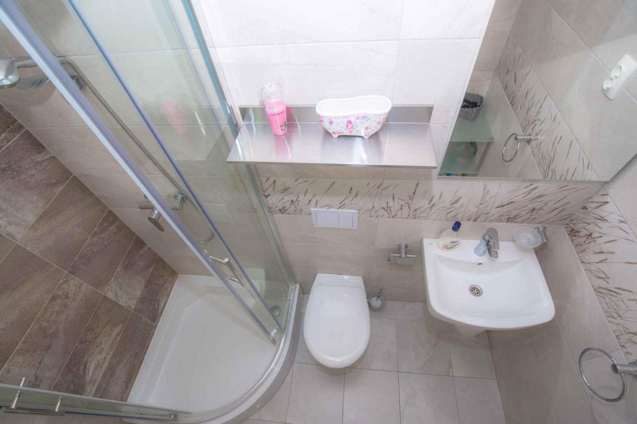 Apartments In Rogoznica 36019 Buitenkant foto